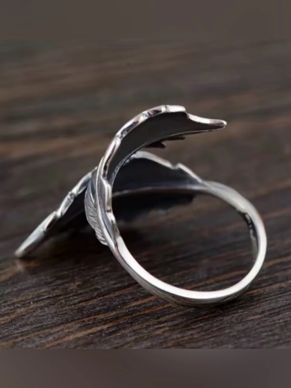 Vintage Leaf Resizable Silver Ring -  Retro Jewelry